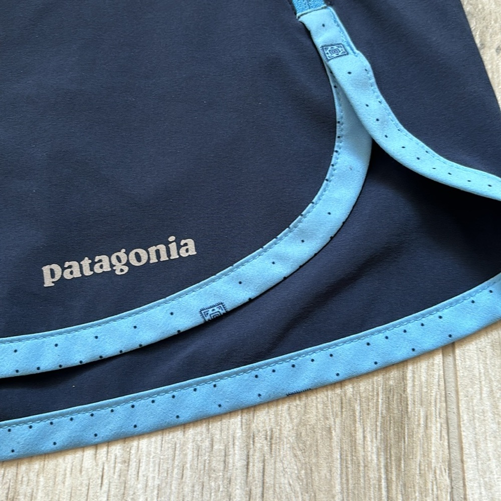 Patagonia Blue Athletic Shorts Size Large - Picture 5 of 13